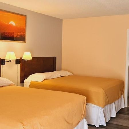 Town'N Country Motor Inn Лимингтон Экстерьер фото