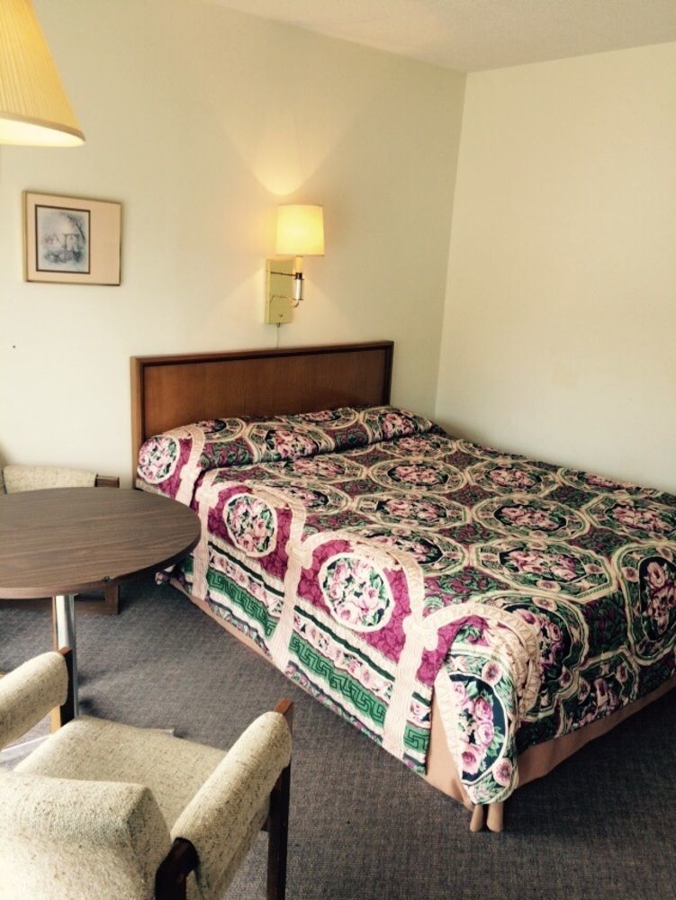 Town'N Country Motor Inn Лимингтон Экстерьер фото