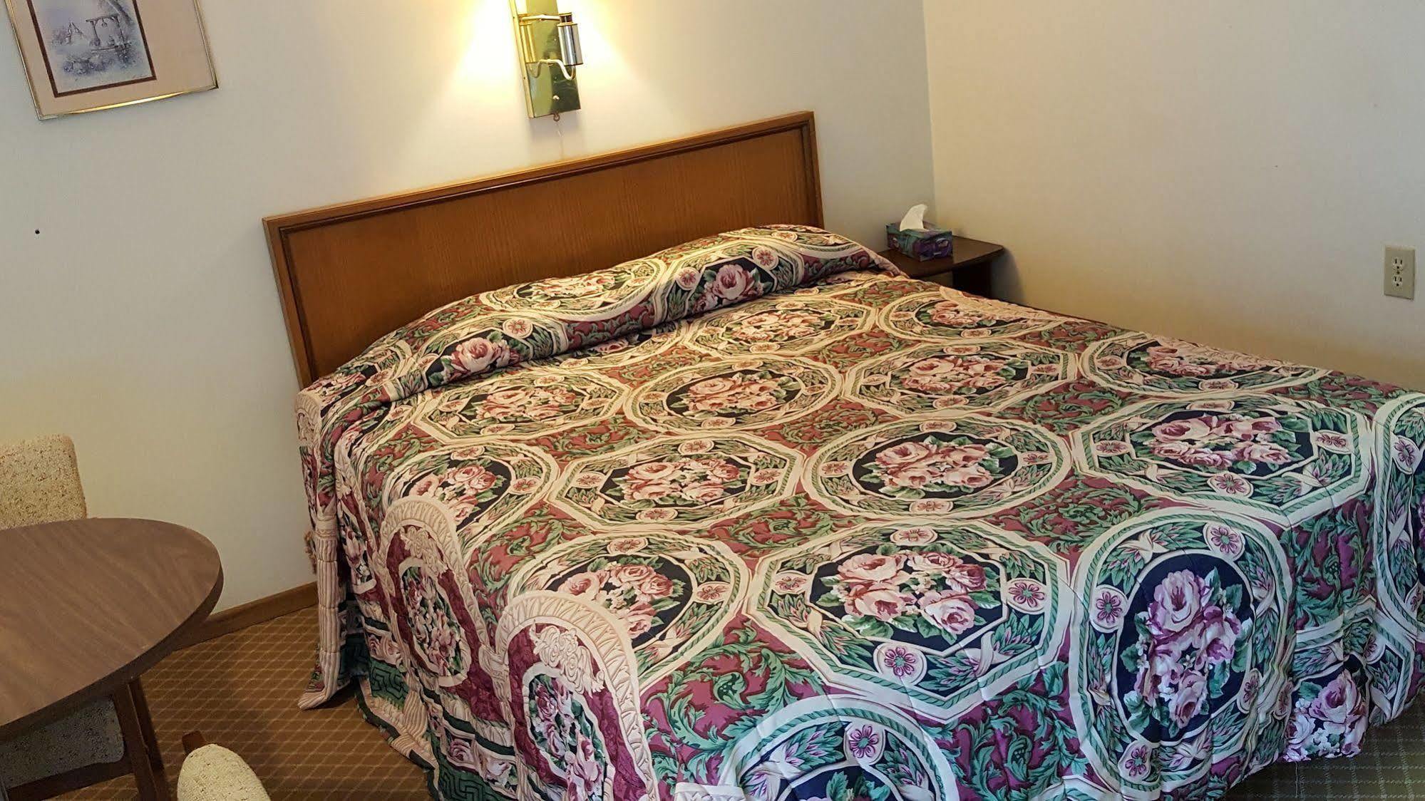 Town'N Country Motor Inn Лимингтон Экстерьер фото