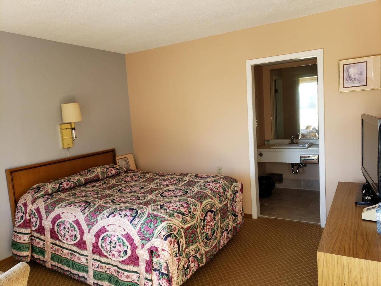 Town'N Country Motor Inn Лимингтон Экстерьер фото